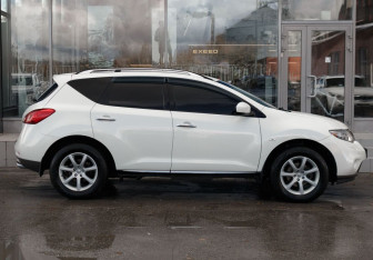 Подержанный автомобиль Nissan Murano Suv 2010 года (4 фото)