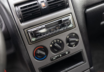 Подержанный автомобиль Opel Astra Hatchback 2002 года (13 фото)