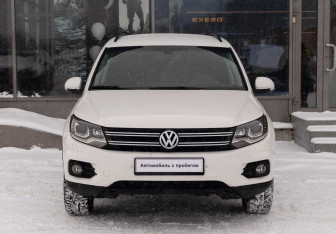 Подержанный автомобиль Volkswagen Tiguan 2012 года (2 фото)