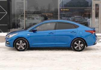 Подержанный автомобиль Hyundai Solaris Sedan 2017 года (8 фото)