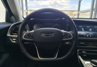 Подержанный автомобиль Geely Tugella 2021 года (9 фото)
