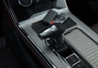 Подержанный автомобиль Exeed VX 2023 года (15 фото)