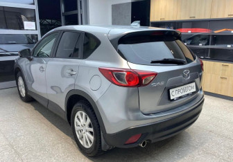 Подержанный автомобиль Mazda CX-5 2012 года (6 фото)