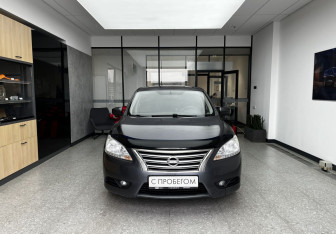 Подержанный автомобиль Nissan Sentra Sedan 2015 года (3 фото)