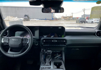 Новый Toyota Land Cruiser Prado 2024 (6 фото)