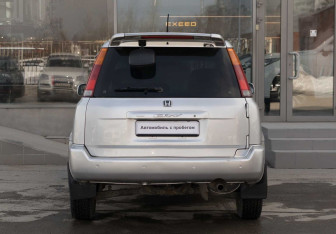 Подержанный автомобиль Honda CR-V 1999 года (6 фото)