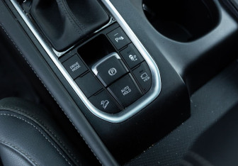 Подержанный автомобиль Hyundai Santa Fe 2020 года (17 фото)