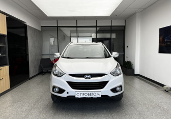 Подержанный автомобиль Hyundai ix35 2011 года (2 фото)