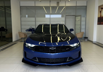 Подержанный автомобиль Chevrolet Camaro Coupe 2019 года (3 фото)