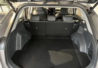 Новый Toyota RAV4 2025 (10 фото)