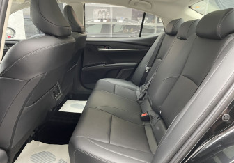Новый Toyota Camry Sedan 2024 (12 фото)