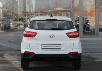 Подержанный автомобиль Hyundai Creta 2018 года (6 фото)