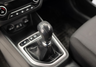 Подержанный автомобиль Hyundai Creta 2017 года (15 фото)