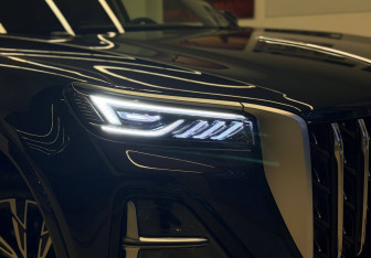 Новый Hongqi HS5 2024 (8 фото)