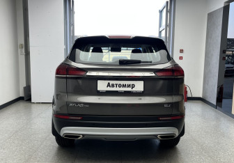 Подержанный автомобиль Geely Atlas Pro 2023 года (5 фото)