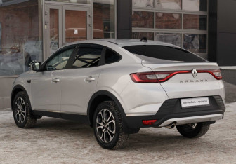 Подержанный автомобиль Renault Arkana 2021 года (7 фото)