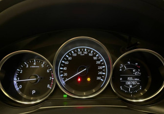 Подержанный автомобиль Mazda CX-5 2017 года (12 фото)