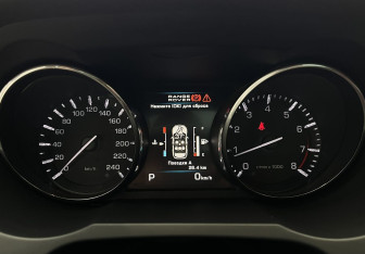 Подержанный автомобиль Land Rover Range Rover Evoque 2013 года (11 фото)