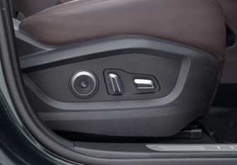 Подержанный автомобиль Chery Tiggo 8 Pro Max 2024 года (18 фото)