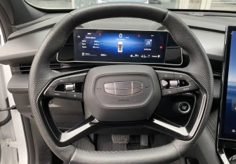 Подержанный автомобиль Geely Cityray 2024 года (15 фото)
