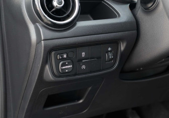 Подержанный автомобиль Changan Alsvin 2023 года (17 фото)