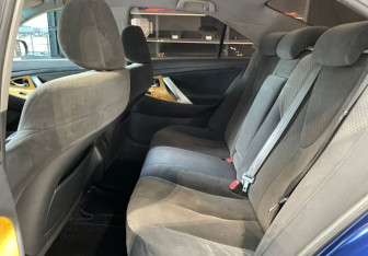 Подержанный автомобиль Toyota Camry Sedan 2007 года (10 фото)