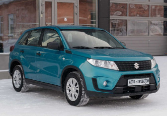 Подержанный автомобиль Suzuki Vitara 2019 года (3 фото)