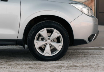 Подержанный автомобиль Subaru Forester Suv 2015 года (9 фото)