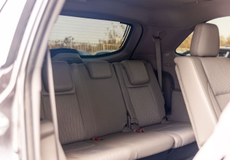 Подержанный автомобиль Toyota Highlander 2018 года (21 фото)