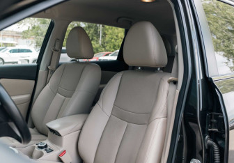 Подержанный автомобиль Nissan X-Trail 2018 года (22 фото)