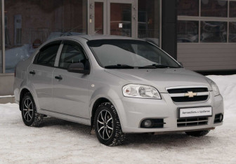 Подержанный автомобиль Chevrolet Aveo Sedan 2008 года (3 фото)