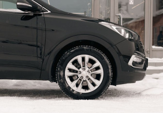 Подержанный автомобиль Hyundai Santa Fe 2016 года (9 фото)