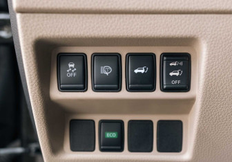 Подержанный автомобиль Nissan X-Trail 2018 года (19 фото)