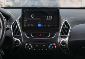 Подержанный автомобиль Hyundai Tucson 2010 года (13 фото)