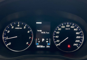 Подержанный автомобиль Mitsubishi Outlander 2012 года (12 фото)