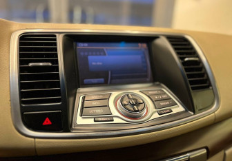 Подержанный автомобиль Nissan Teana 2008 года (9 фото)