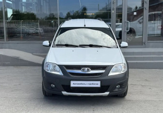 Подержанный автомобиль LADA (ВАЗ) Largus Wagon 2017 года (2 фото)