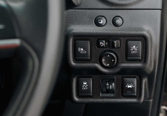 Подержанный автомобиль Nissan Note 2017 года (15 фото)