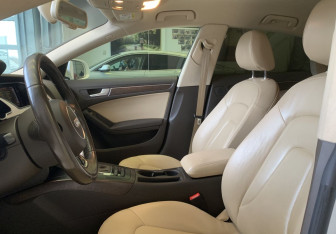 Подержанный автомобиль Audi A5 Liftback 2015 года (14 фото)