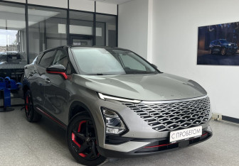 Подержанный автомобиль Omoda C5 2023 года (3 фото)