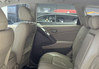 Подержанный автомобиль Nissan Murano Suv 2010 года (11 фото)