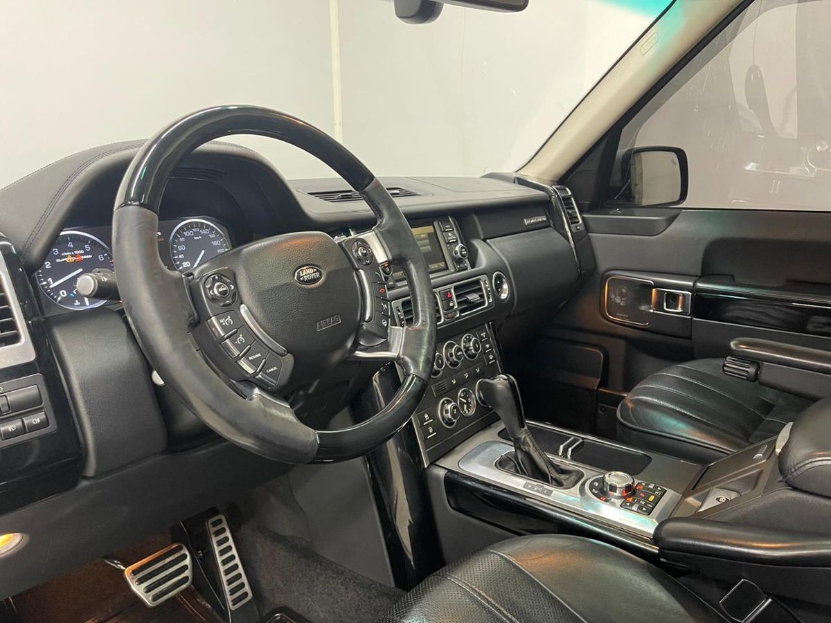 2010 range rover black interior